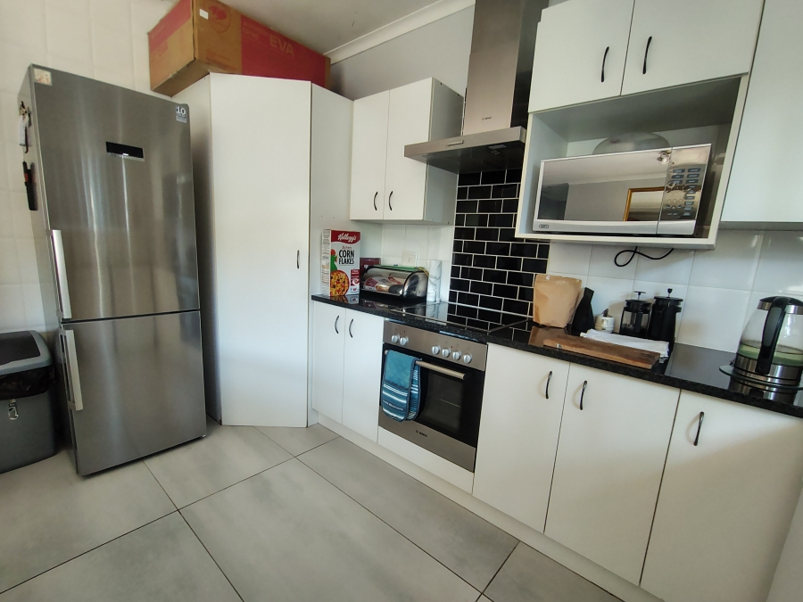 2 Bedroom Property for Sale in Abbotsford Eastern Cape